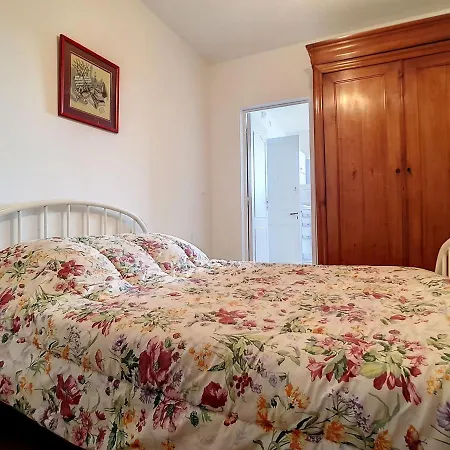 3 Pieces A 150m De La Avec Cour Fermee Et Terrasse Ensoleillee - Fr-1-746-12 בית נופש קורסיי-סור-מר